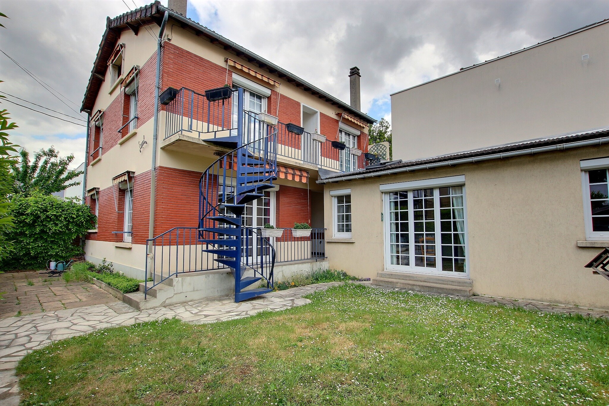 Property Featured Image